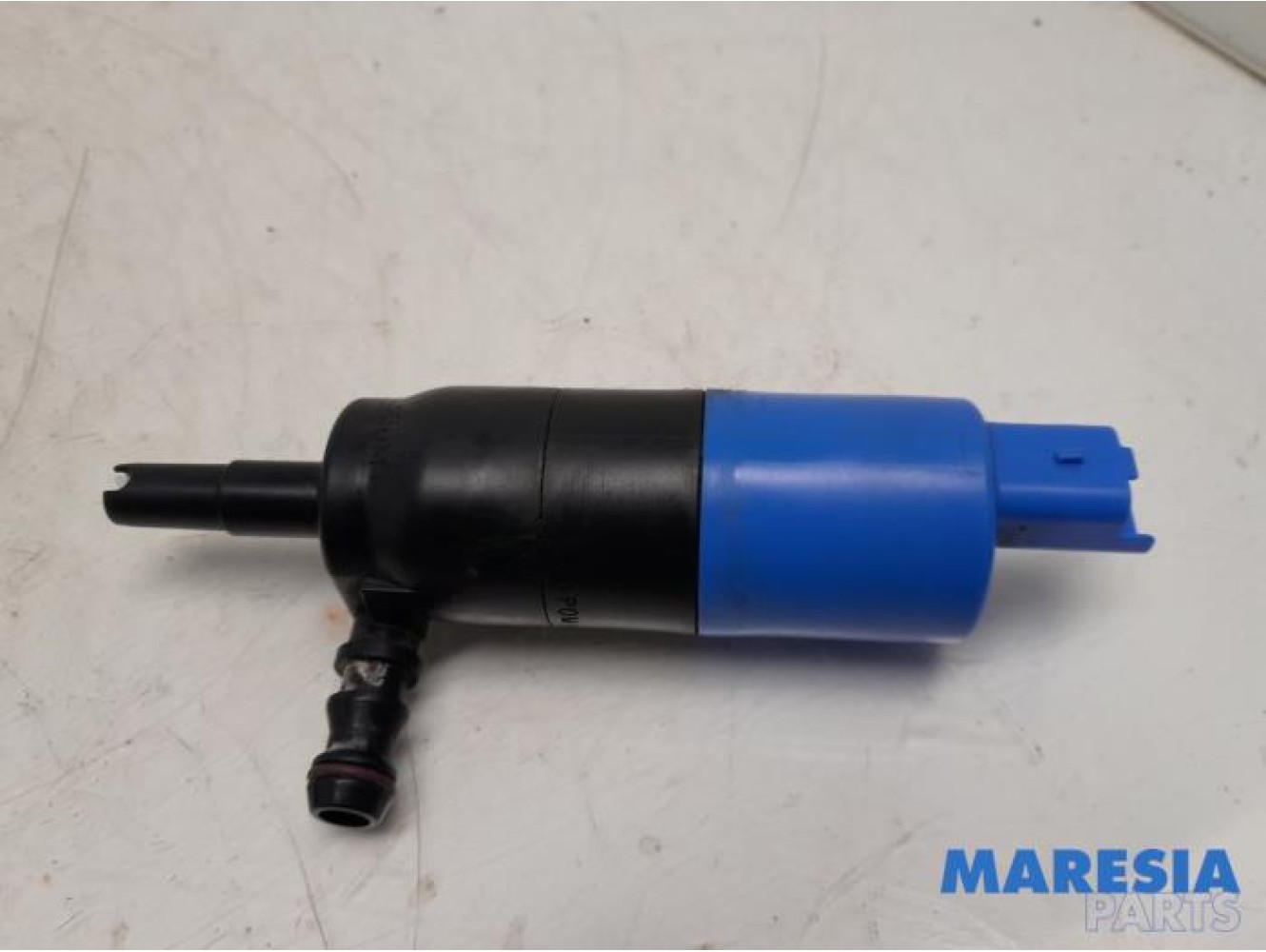 Peugeot - 5008 - Scheibensprüherpumpe vorne