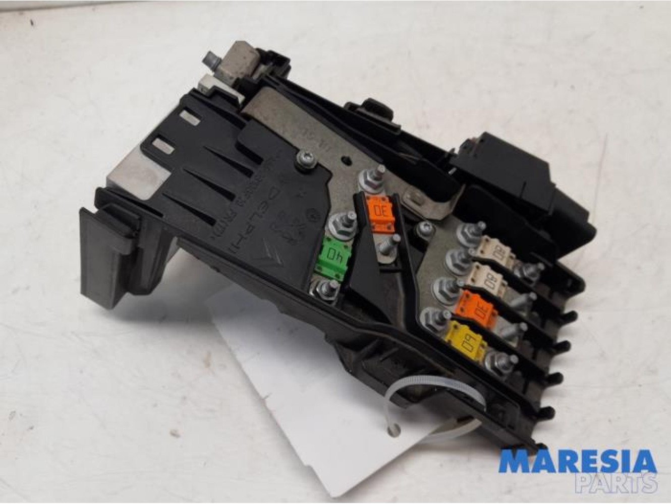 Peugeot - 5008 - Fuse box