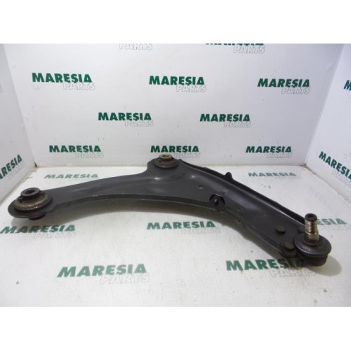 Renault - Laguna - Front lower wishbone, right