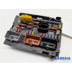 Peugeot - 5008 - Fuse box