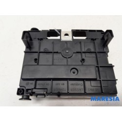 Peugeot - 5008 - Fuse box
