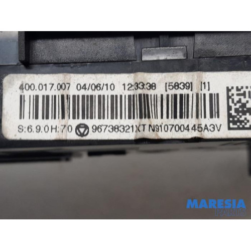 Peugeot - 5008 - Heater control panel