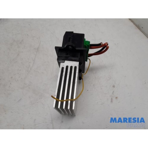Renault - Grand Scenic - Heater resistor