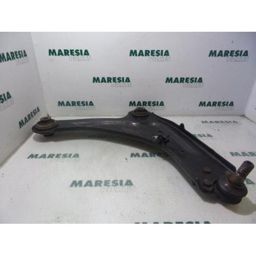 Renault - Laguna - Front lower wishbone, right