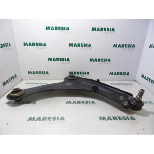 Renault - Laguna - Front lower wishbone, right