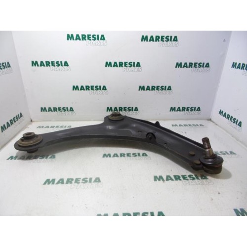 Renault - Laguna - Front lower wishbone, right
