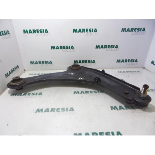 Renault - Laguna - Front lower wishbone, right