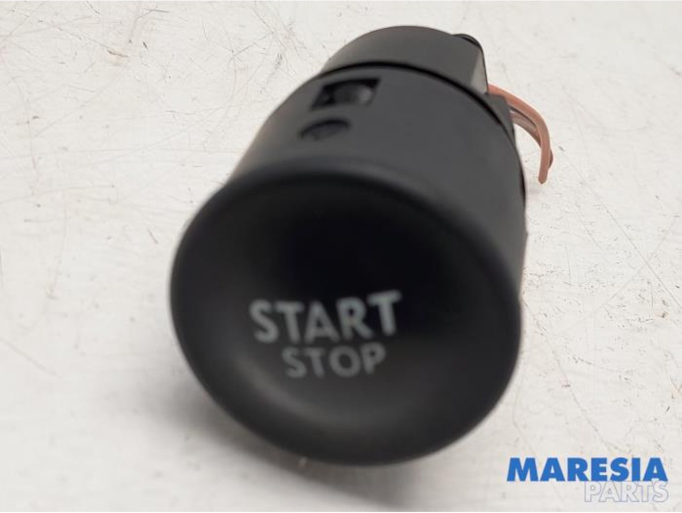Renault - Grand Scenic - Start/stop switch