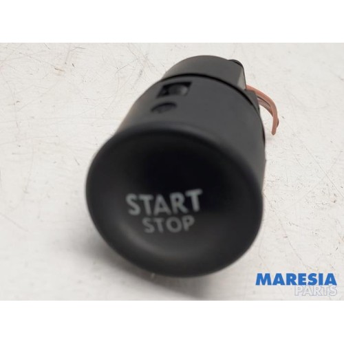 Renault - Grand Scenic - Start/Stop schakelaar