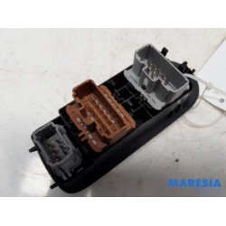 Renault - Grand Scenic - Multi-functional window switch