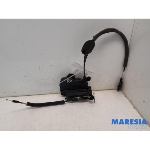 Renault - Clio - Front door lock mechanism 4-door, right