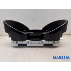 Renault - Clio - Instrument panel