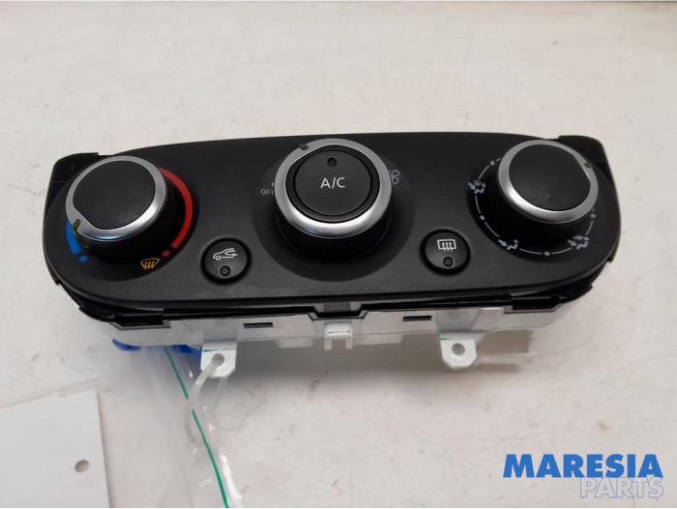 Renault - Clio - Panneau de commandes chauffage
