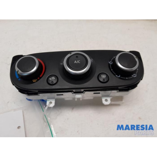 Renault - Clio - Heater control panel