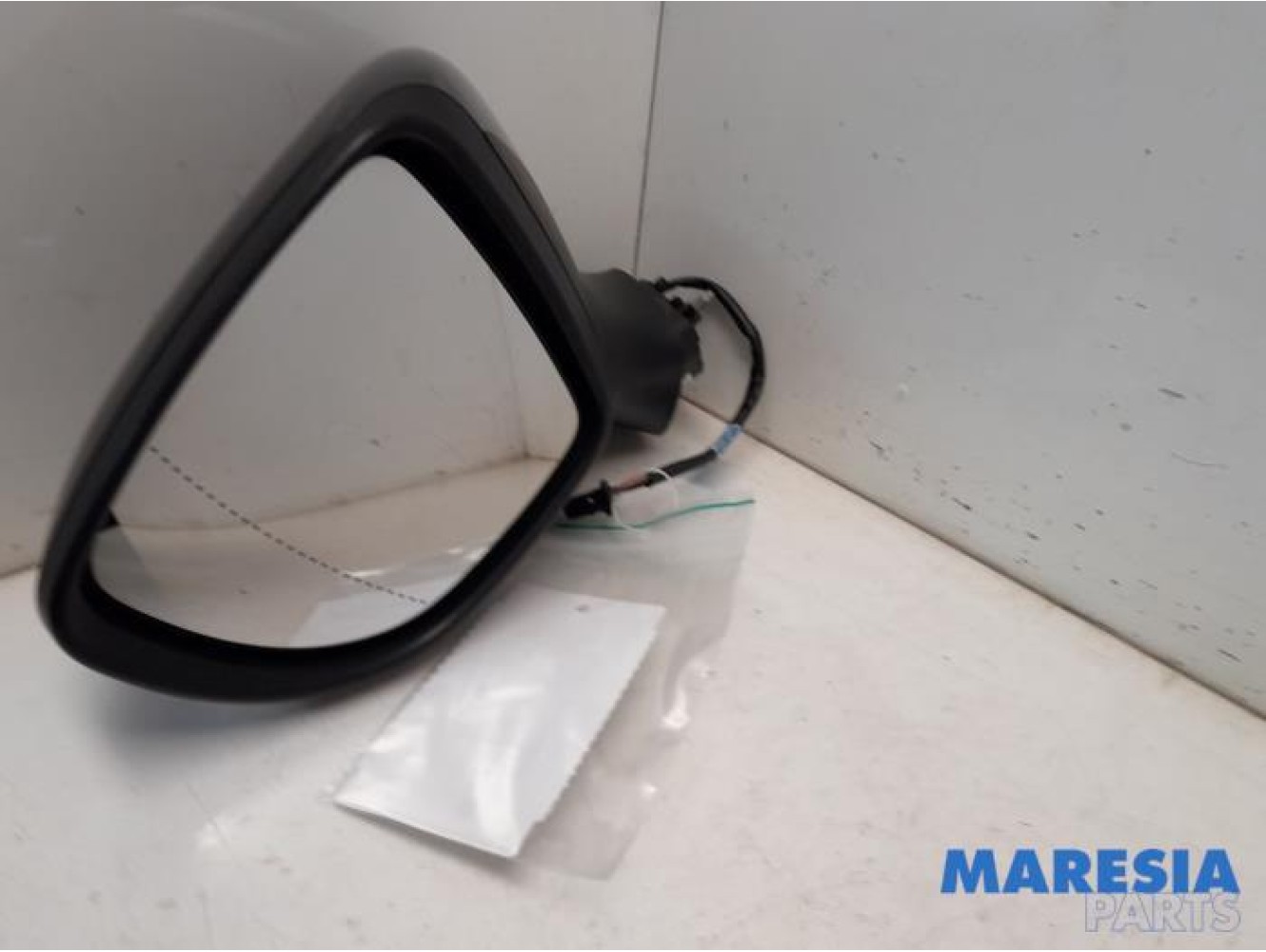 Renault - Clio - Wing mirror, left
