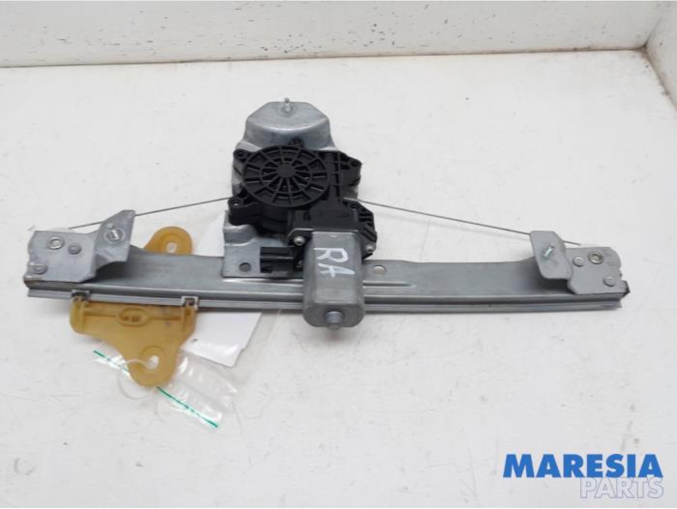 Renault - Clio - Rear door window mechanism 4-door, right