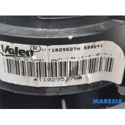 Renault - Clio - Heating and ventilation fan motor
