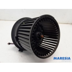 Renault - Clio - Heating and ventilation fan motor
