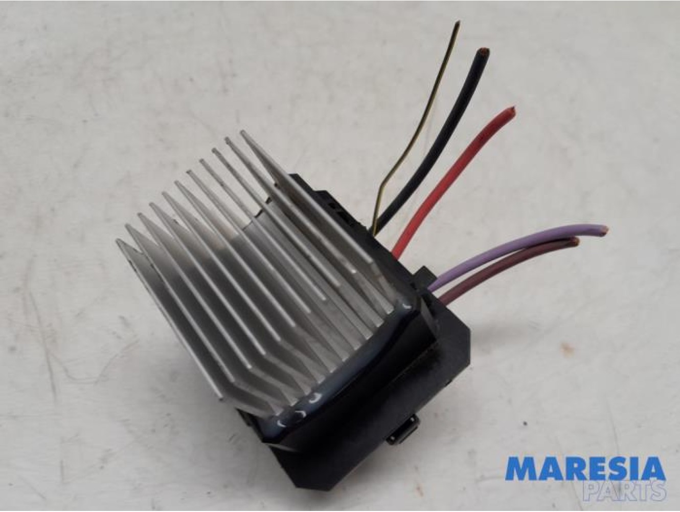 Renault - Clio - Heater resistor
