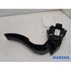 Renault - Clio - Accelerator pedal