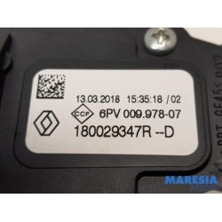 Renault - Clio - Accelerator pedal