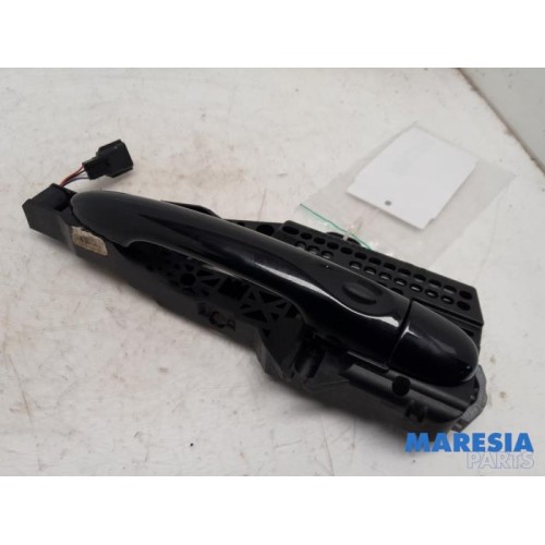Renault - Clio - Front door handle 4-door, right