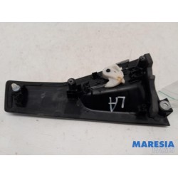 Renault - Clio - Rear door handle 4-door, left