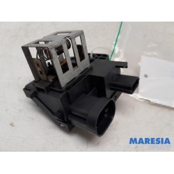 Renault - Clio - Cooling fan resistor