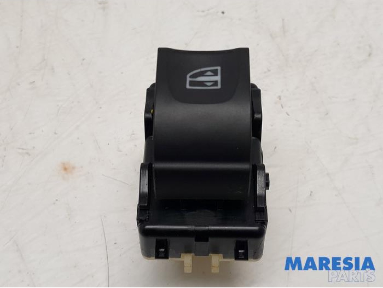 Renault - Clio - Electric window switch