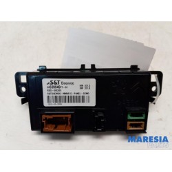 Peugeot - 5008 - DVD Speler
