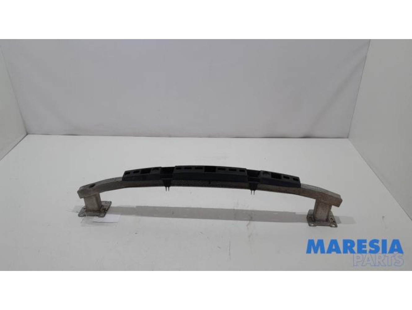 Renault - Megane - Rear bumper frame