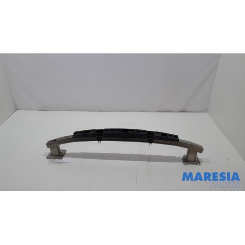 Renault - Megane - Rear bumper frame