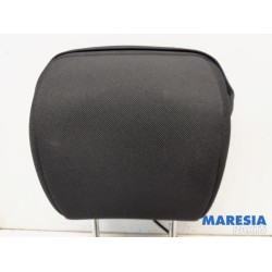 Peugeot - 5008 - Headrest