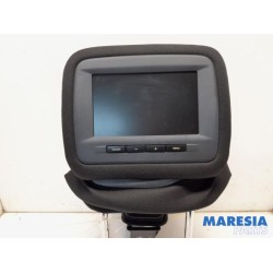 Peugeot - 5008 - Headrest