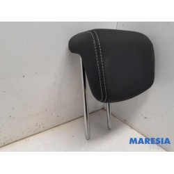 Renault - Megane - Headrest