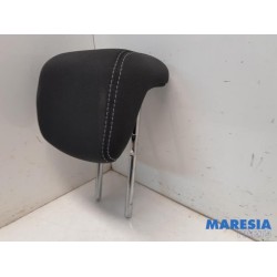 Renault - Megane - Headrest