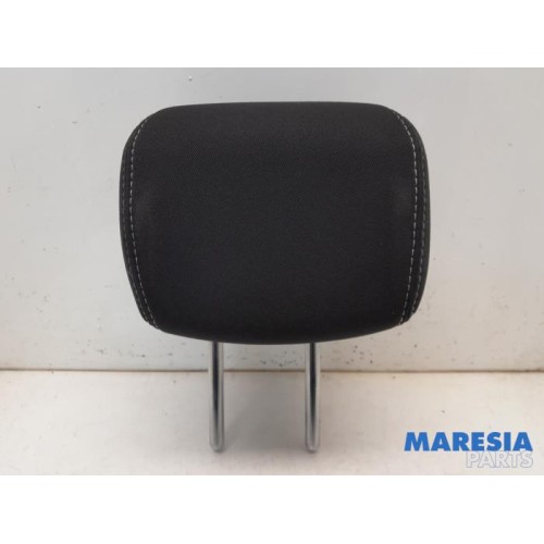 Renault - Megane - Headrest