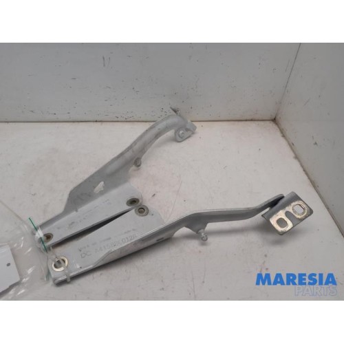 Renault - Kangoo - Bonnet Hinge