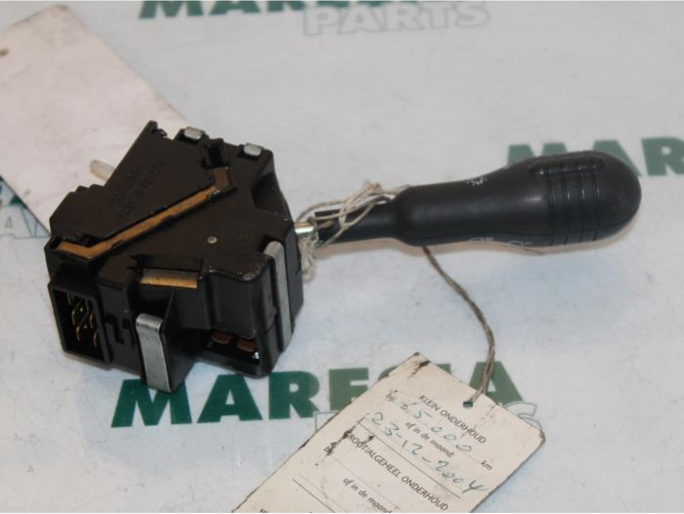Renault - Twingo - Indicator switch
