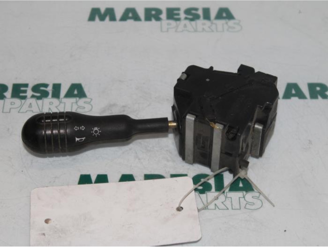 Renault - Twingo - Indicator switch