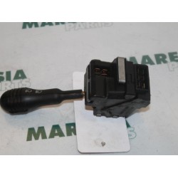Renault - Twingo - Indicator switch