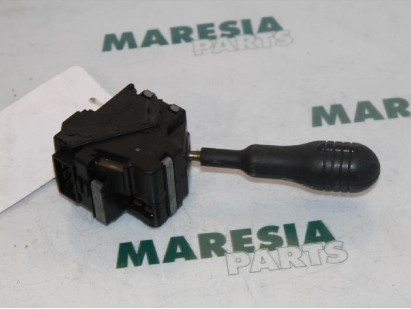 Renault - Twingo - Indicator switch