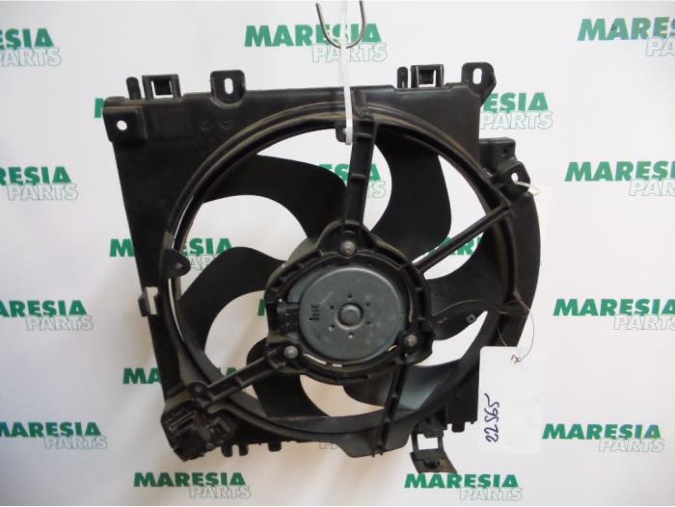 Renault - Clio - Kühlgebläse Motor
