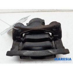 Renault - Clio - Front brake calliper, left