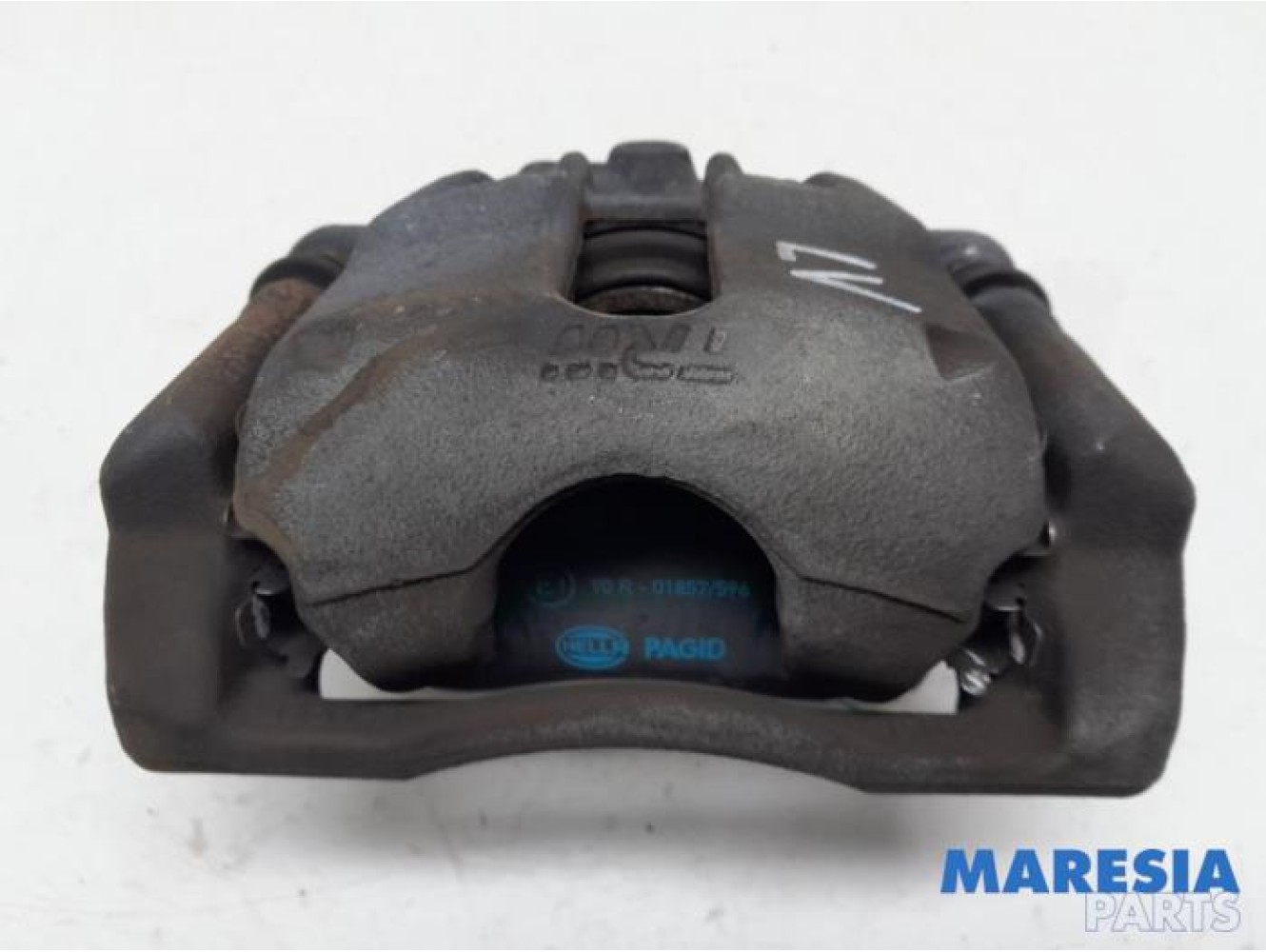 Renault - Clio - Front brake calliper, left