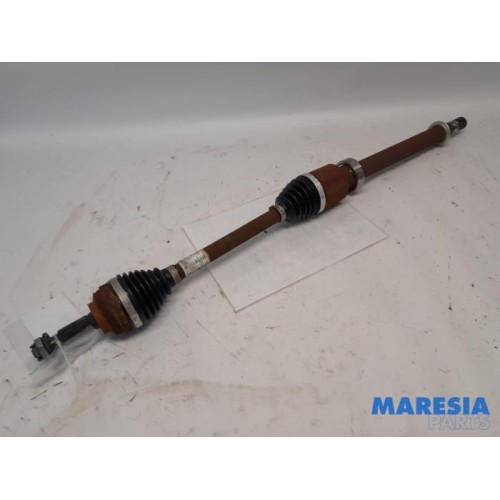 Renault - Clio - Front drive shaft, right