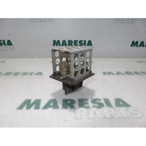 Peugeot - 206 - Heater resistor