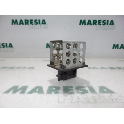 Peugeot - 206 - Heater resistor