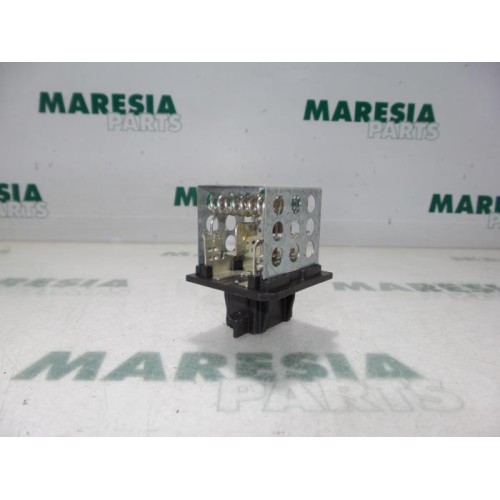 Peugeot - 206 - Heater resistor