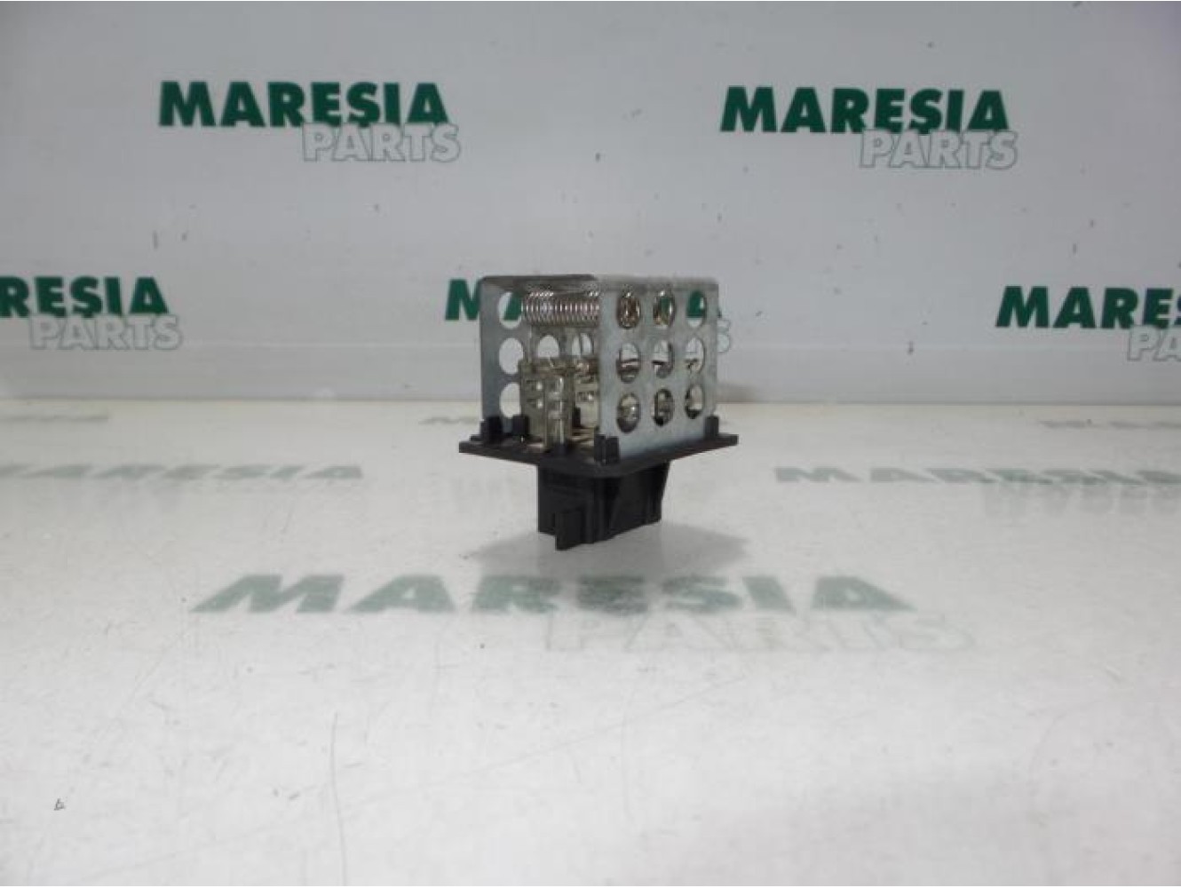 Peugeot - 206 - Heater resistor